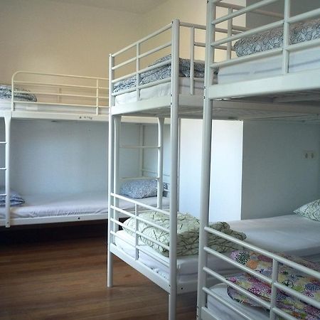 Xarma Hostel Памплона Номер фото