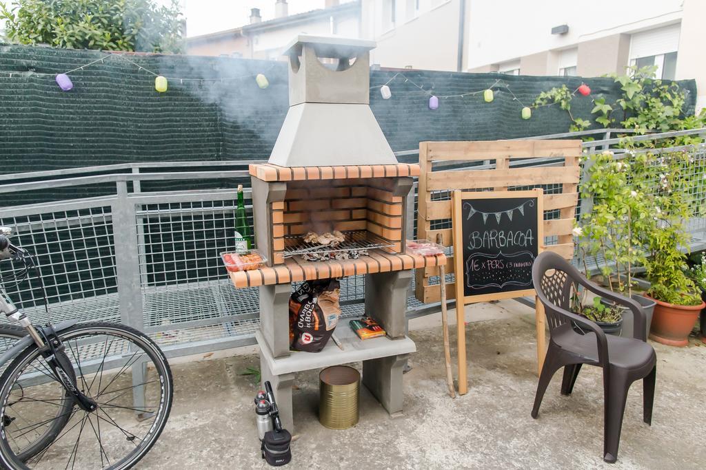 Xarma Hostel Памплона Екстер'єр фото