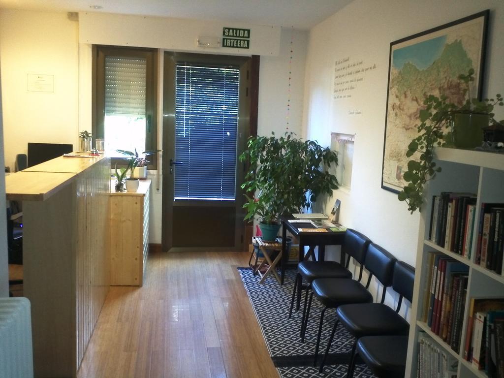 Xarma Hostel Памплона Екстер'єр фото